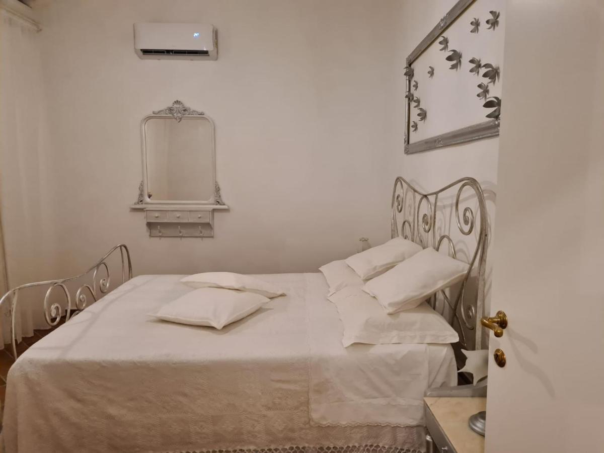 Agriturismo La Casa Dei Ricordi コッレサルヴェッティ エクステリア 写真